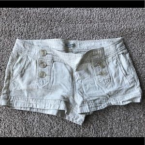 Express light tan linen short.